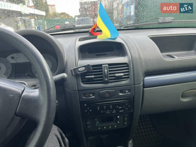 Рено Клио 2008 в Киеве на Automoto.ua Бежевый Рено Клио, объемом двигателя 1.4 л и пробегом 322 тыс. км за 2500 $, фото 22 на Automoto.ua