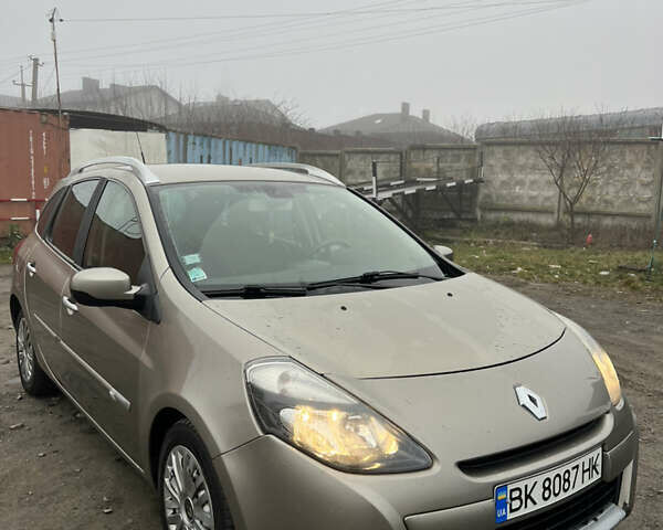 Бежевий Рено Кліо, об'ємом двигуна 1.46 л та пробігом 366 тис. км за 4600 $, фото 11 на Automoto.ua