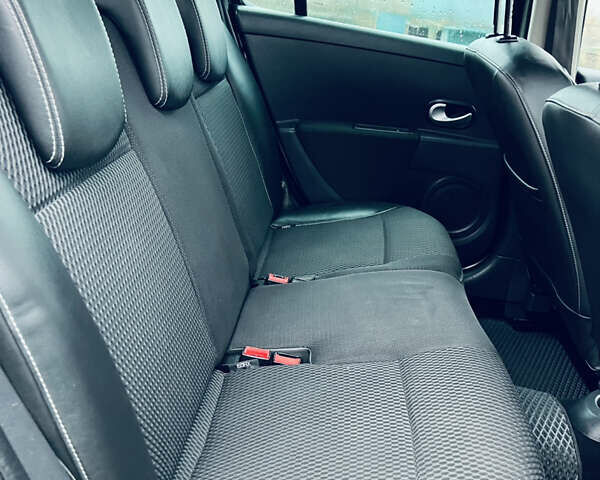 Бежевый Рено Клио, объемом двигателя 1.5 л и пробегом 366 тыс. км за 4850 $, фото 46 на Automoto.ua