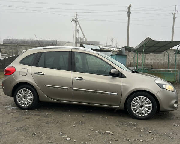 Бежевый Рено Клио, объемом двигателя 1.5 л и пробегом 366 тыс. км за 4850 $, фото 27 на Automoto.ua