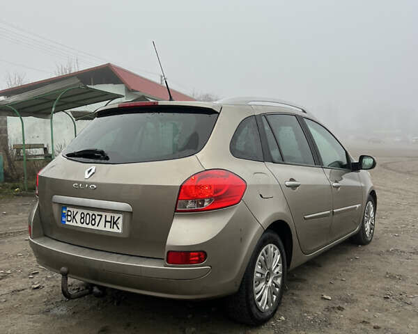 Бежевий Рено Кліо, об'ємом двигуна 1.46 л та пробігом 366 тис. км за 4600 $, фото 6 на Automoto.ua