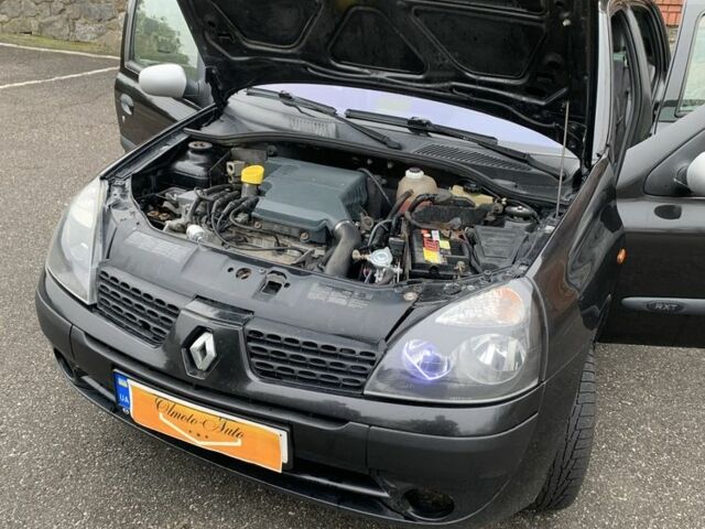 Чорний Рено Кліо, об'ємом двигуна 1.4 л та пробігом 260 тис. км за 2499 $, фото 6 на Automoto.ua