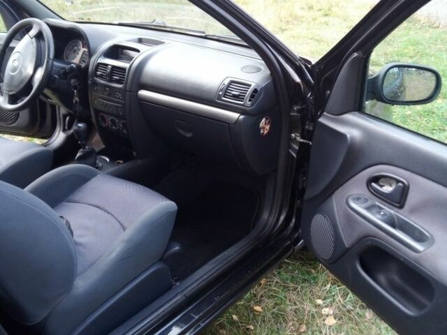 Рено Клио 2002 в Ровно на Automoto.ua Черный Рено Клио, объемом двигателя 1.5 л и пробегом 380 тыс. км за 2350 $, фото 5 на Automoto.ua