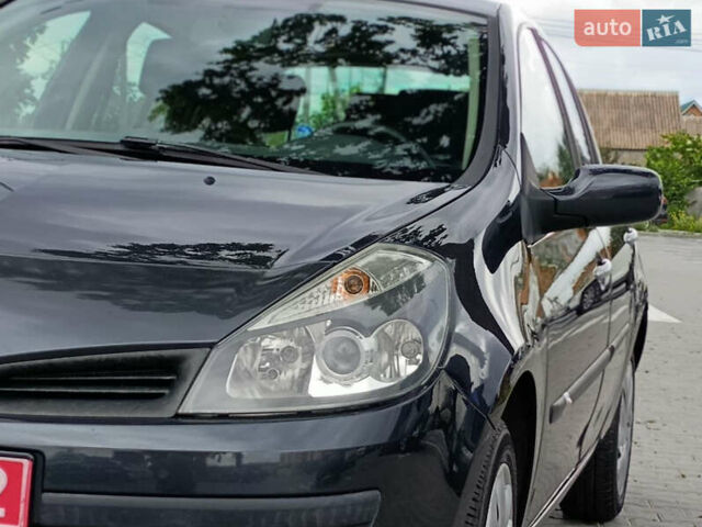 Чорний Рено Кліо, об'ємом двигуна 1.2 л та пробігом 215 тис. км за 4700 $, фото 9 на Automoto.ua