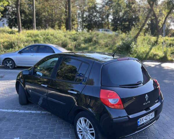 Чорний Рено Кліо, об'ємом двигуна 1.4 л та пробігом 239 тис. км за 4150 $, фото 5 на Automoto.ua