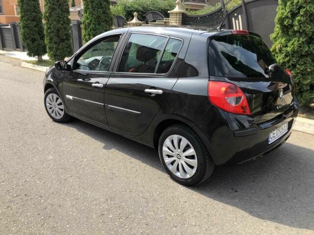 Черный Рено Клио, объемом двигателя 1.1 л и пробегом 282 тыс. км за 4000 $, фото 1 на Automoto.ua