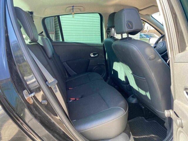 Черный Рено Клио, объемом двигателя 1.6 л и пробегом 275 тыс. км за 5500 $, фото 3 на Automoto.ua