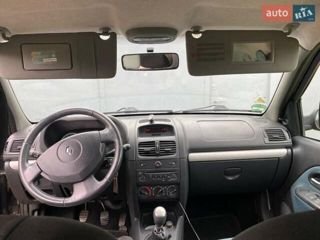 Черный Рено Клио, объемом двигателя 1.2 л и пробегом 224 тыс. км за 3900 $, фото 5 на Automoto.ua