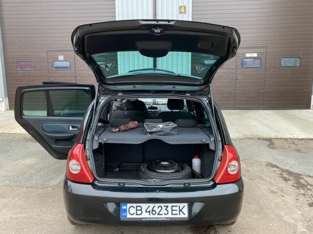 Черный Рено Клио, объемом двигателя 1.1 л и пробегом 220 тыс. км за 3900 $, фото 6 на Automoto.ua