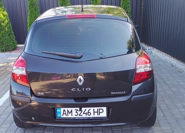 Чорний Рено Кліо, об'ємом двигуна 1.1 л та пробігом 305 тис. км за 3500 $, фото 7 на Automoto.ua
