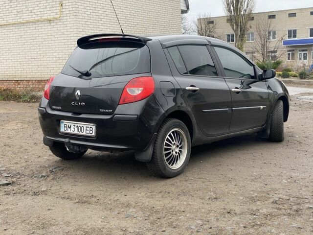 Черный Рено Клио, объемом двигателя 1.4 л и пробегом 310 тыс. км за 5300 $, фото 4 на Automoto.ua
