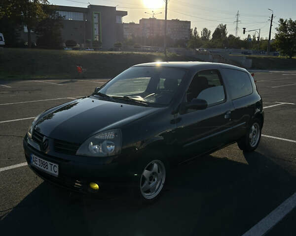 Черный Рено Клио, объемом двигателя 1.2 л и пробегом 150 тыс. км за 4200 $, фото 1 на Automoto.ua