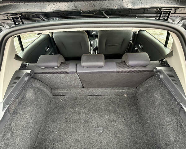 Черный Рено Клио, объемом двигателя 1.6 л и пробегом 221 тыс. км за 5500 $, фото 15 на Automoto.ua