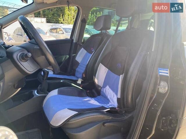 Черный Рено Клио, объемом двигателя 1.6 л и пробегом 272 тыс. км за 5490 $, фото 8 на Automoto.ua