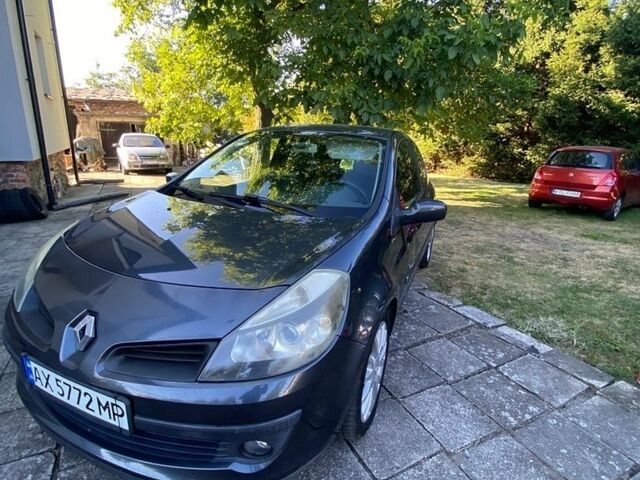 Чорний Рено Кліо, об'ємом двигуна 1.15 л та пробігом 230 тис. км за 3000 $, фото 12 на Automoto.ua