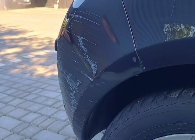 Чорний Рено Кліо, об'ємом двигуна 1.1 л та пробігом 305 тис. км за 3500 $, фото 5 на Automoto.ua