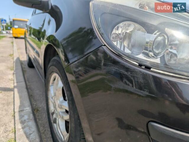 Чорний Рено Кліо, об'ємом двигуна 1.39 л та пробігом 155 тис. км за 5900 $, фото 32 на Automoto.ua