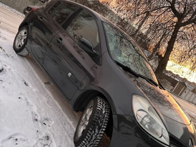 Черный Рено Клио, объемом двигателя 1.5 л и пробегом 260 тыс. км за 4800 $, фото 1 на Automoto.ua