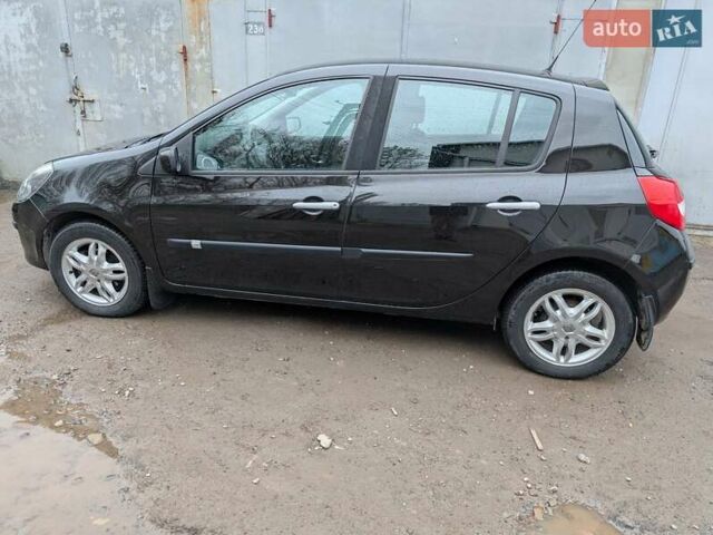 Чорний Рено Кліо, об'ємом двигуна 1.39 л та пробігом 156 тис. км за 4300 $, фото 5 на Automoto.ua