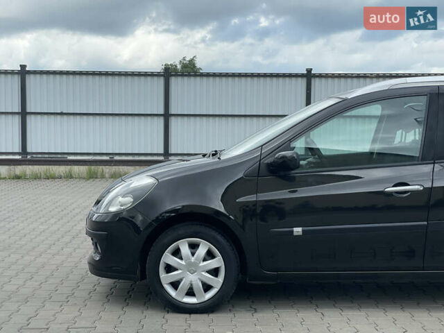 Чорний Рено Кліо, об'ємом двигуна 1.2 л та пробігом 161 тис. км за 4400 $, фото 9 на Automoto.ua