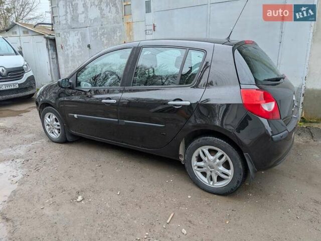 Чорний Рено Кліо, об'ємом двигуна 1.39 л та пробігом 156 тис. км за 4300 $, фото 2 на Automoto.ua