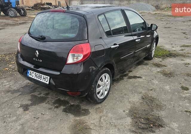 Чорний Рено Кліо, об'ємом двигуна 1.1 л та пробігом 177 тис. км за 4000 $, фото 8 на Automoto.ua