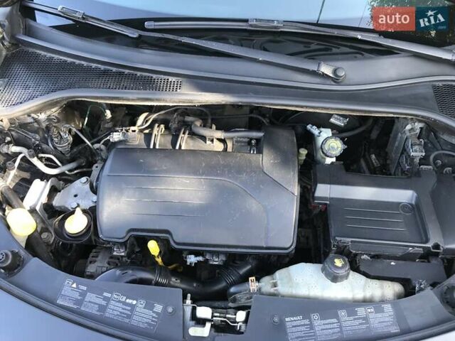 Черный Рено Клио, объемом двигателя 1.1 л и пробегом 210 тыс. км за 4900 $, фото 13 на Automoto.ua