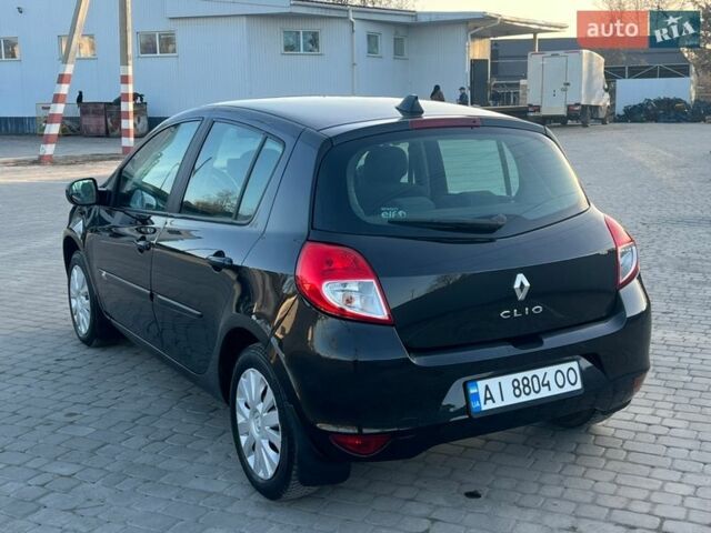 Чорний Рено Кліо, об'ємом двигуна 1.2 л та пробігом 202 тис. км за 4600 $, фото 4 на Automoto.ua