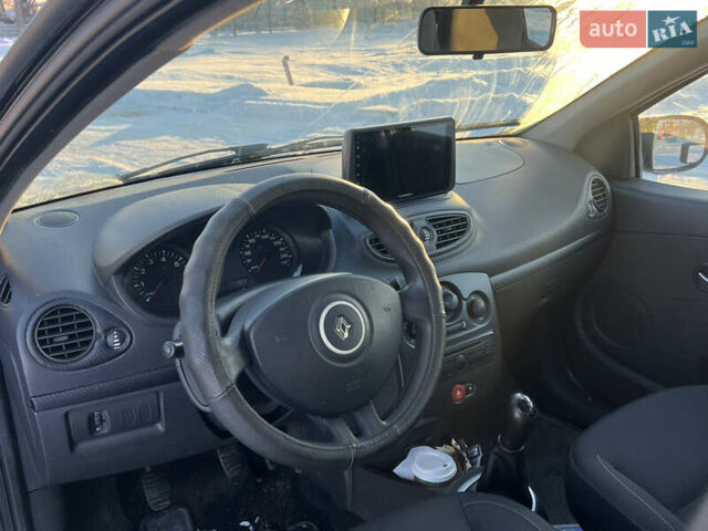 Чорний Рено Кліо, об'ємом двигуна 1.2 л та пробігом 202 тис. км за 3900 $, фото 6 на Automoto.ua