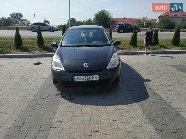 Чорний Рено Кліо, об'ємом двигуна 1.5 л та пробігом 283 тис. км за 4300 $, фото 6 на Automoto.ua