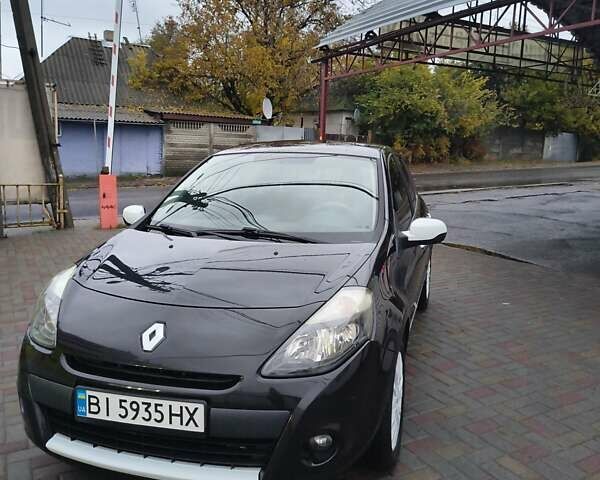 Черный Рено Клио, объемом двигателя 1.2 л и пробегом 185 тыс. км за 5800 $, фото 9 на Automoto.ua