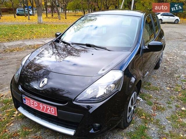 Черный Рено Клио, объемом двигателя 1.2 л и пробегом 77 тыс. км за 6350 $, фото 18 на Automoto.ua