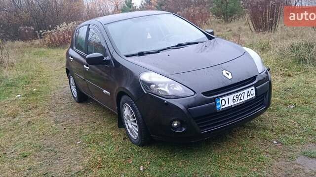 Черный Рено Клио, объемом двигателя 1.5 л и пробегом 290 тыс. км за 5450 $, фото 6 на Automoto.ua