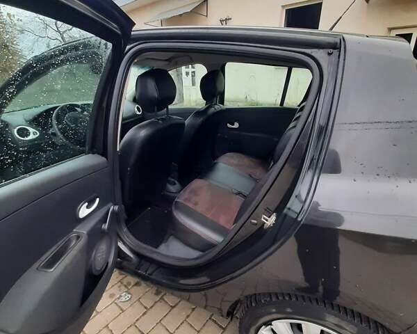 Черный Рено Клио, объемом двигателя 1.1 л и пробегом 110 тыс. км за 4550 $, фото 15 на Automoto.ua