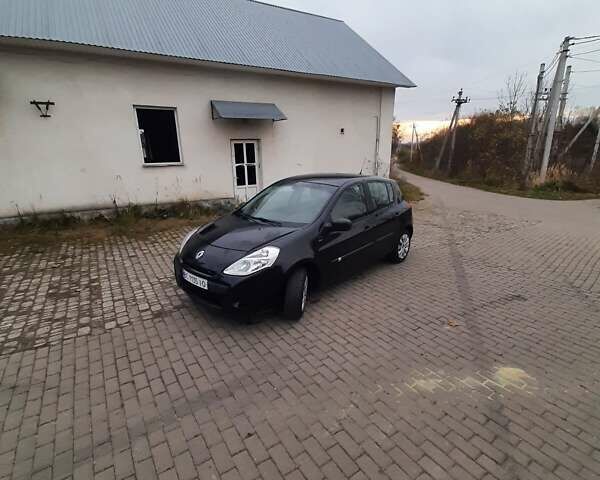 Черный Рено Клио, объемом двигателя 1.1 л и пробегом 110 тыс. км за 4550 $, фото 13 на Automoto.ua