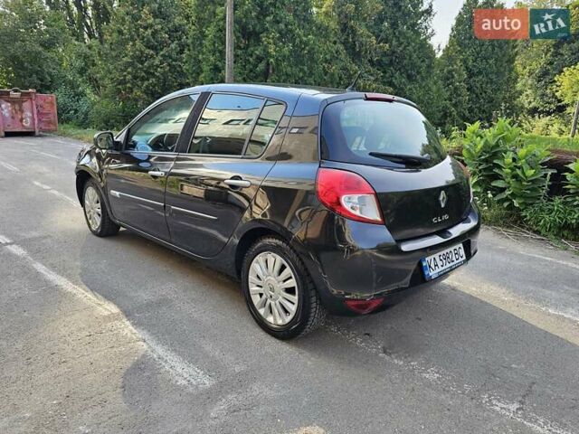 Чорний Рено Кліо, об'ємом двигуна 1.6 л та пробігом 170 тис. км за 3500 $, фото 11 на Automoto.ua