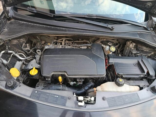 Рено Клио 2011 в Львове на Automoto.ua Черный Рено Клио, объемом двигателя 1.1 л и пробегом 107 тыс. км за 3600 $, фото 4 на Automoto.ua