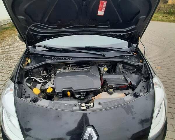 Черный Рено Клио, объемом двигателя 1.1 л и пробегом 110 тыс. км за 4550 $, фото 26 на Automoto.ua