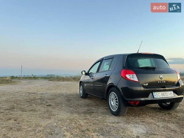 Черный Рено Клио, объемом двигателя 1.46 л и пробегом 295 тыс. км за 4100 $, фото 4 на Automoto.ua