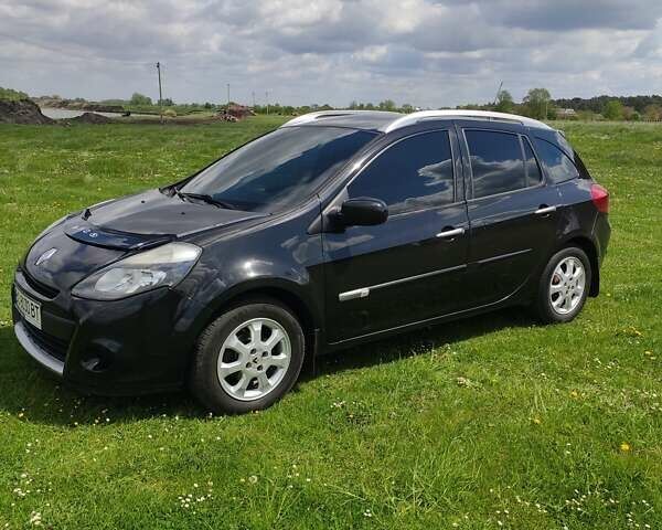 Черный Рено Клио, объемом двигателя 1.5 л и пробегом 126 тыс. км за 6500 $, фото 3 на Automoto.ua