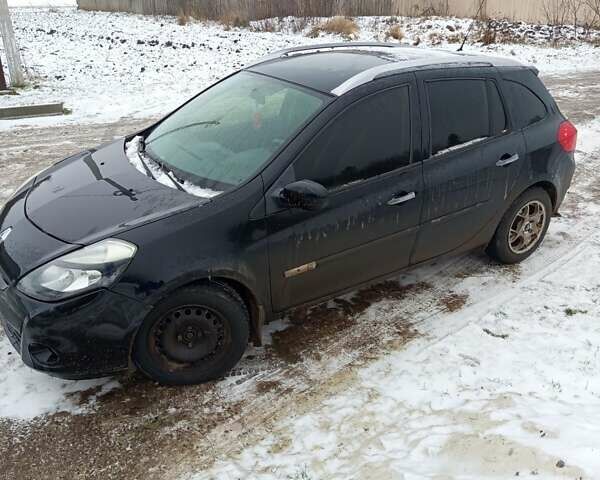 Черный Рено Клио, объемом двигателя 1.5 л и пробегом 293 тыс. км за 4800 $, фото 2 на Automoto.ua