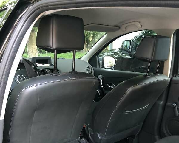 Черный Рено Клио, объемом двигателя 1.6 л и пробегом 214 тыс. км за 6900 $, фото 16 на Automoto.ua