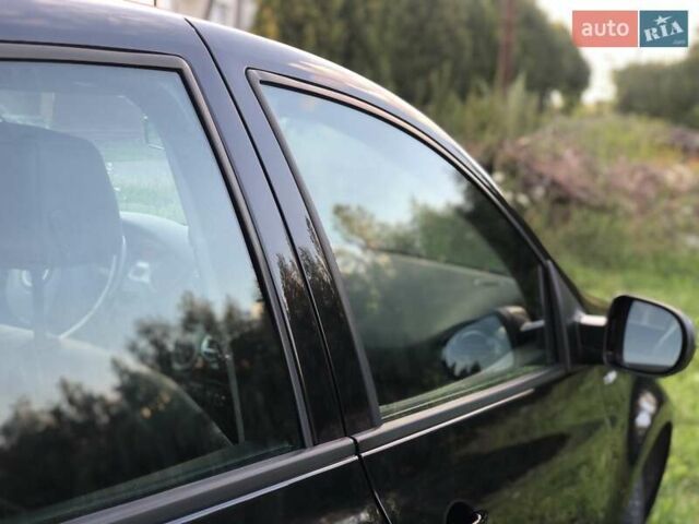 Черный Рено Клио, объемом двигателя 1.6 л и пробегом 214 тыс. км за 6900 $, фото 31 на Automoto.ua