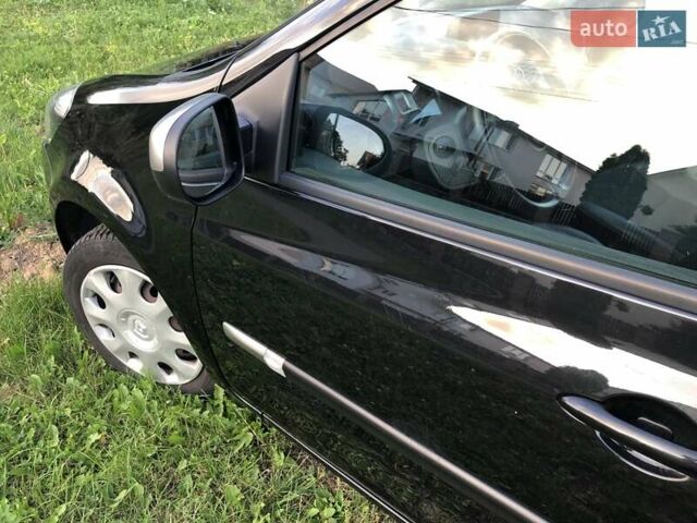 Черный Рено Клио, объемом двигателя 1.6 л и пробегом 214 тыс. км за 6900 $, фото 34 на Automoto.ua