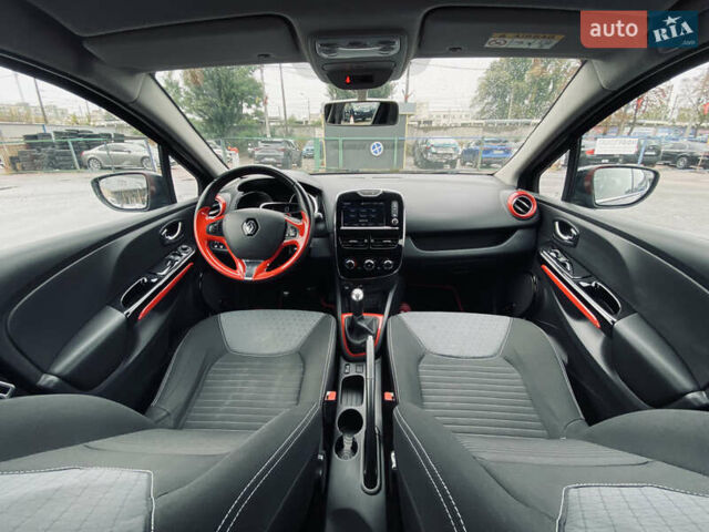 Черный Рено Клио, объемом двигателя 0.9 л и пробегом 139 тыс. км за 8500 $, фото 21 на Automoto.ua