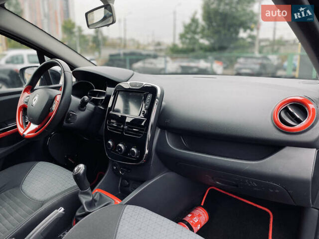 Черный Рено Клио, объемом двигателя 0.9 л и пробегом 139 тыс. км за 8500 $, фото 23 на Automoto.ua