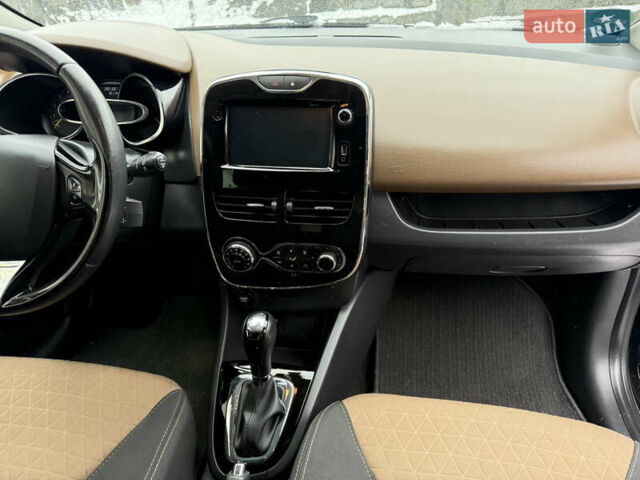 Чорний Рено Кліо, об'ємом двигуна 1.5 л та пробігом 170 тис. км за 9999 $, фото 27 на Automoto.ua