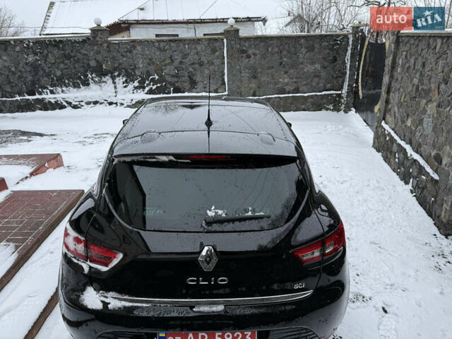 Чорний Рено Кліо, об'ємом двигуна 1.5 л та пробігом 170 тис. км за 9999 $, фото 10 на Automoto.ua