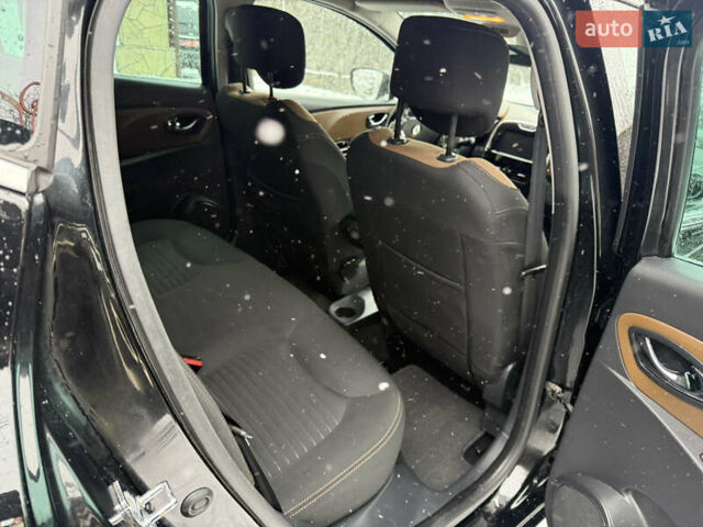 Чорний Рено Кліо, об'ємом двигуна 1.5 л та пробігом 170 тис. км за 9999 $, фото 35 на Automoto.ua