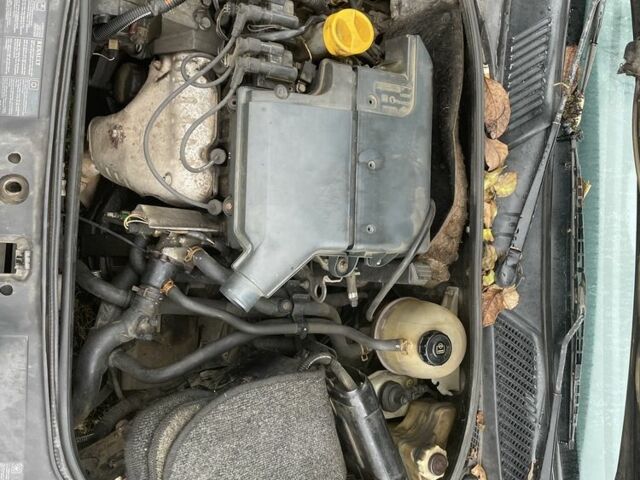 Чорний Рено Кліо, об'ємом двигуна 1.6 л та пробігом 1 тис. км за 900 $, фото 12 на Automoto.ua